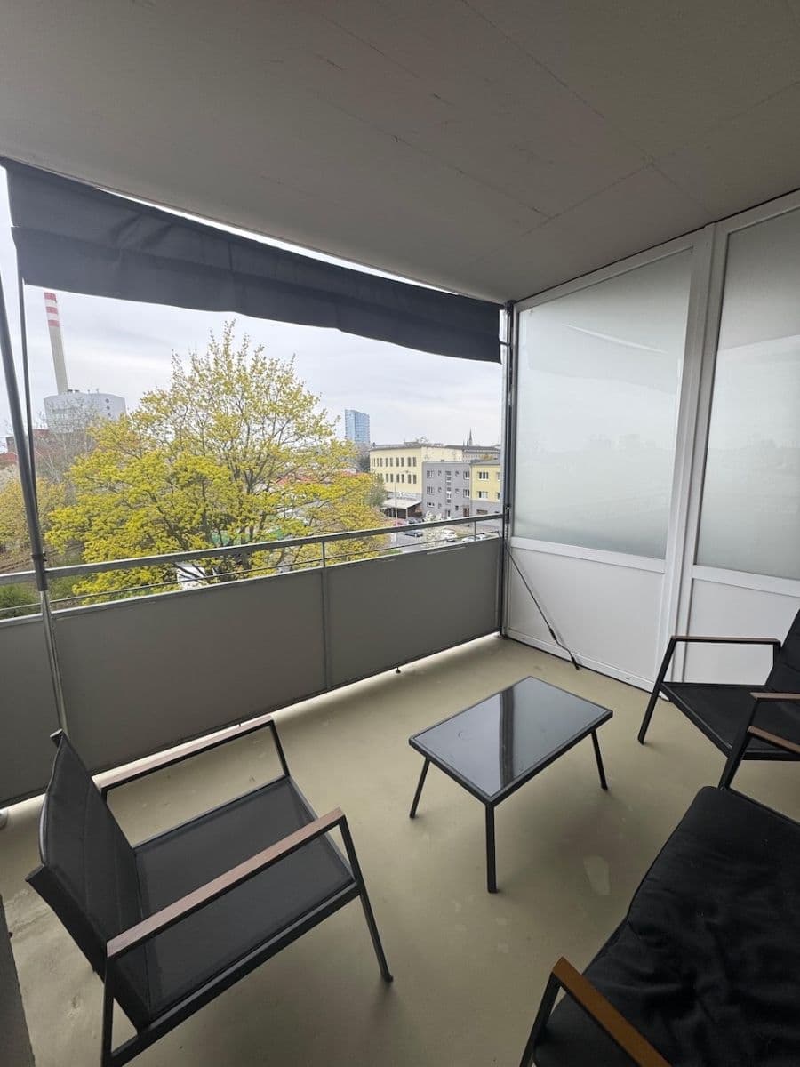 Pronájem bytu 2+kk 67 m², Tovární, Olomouc, Olomoucký kraj Pronájem bytu 2+kk 67 m², Tovární, Olomouc, Olomoucký kraj