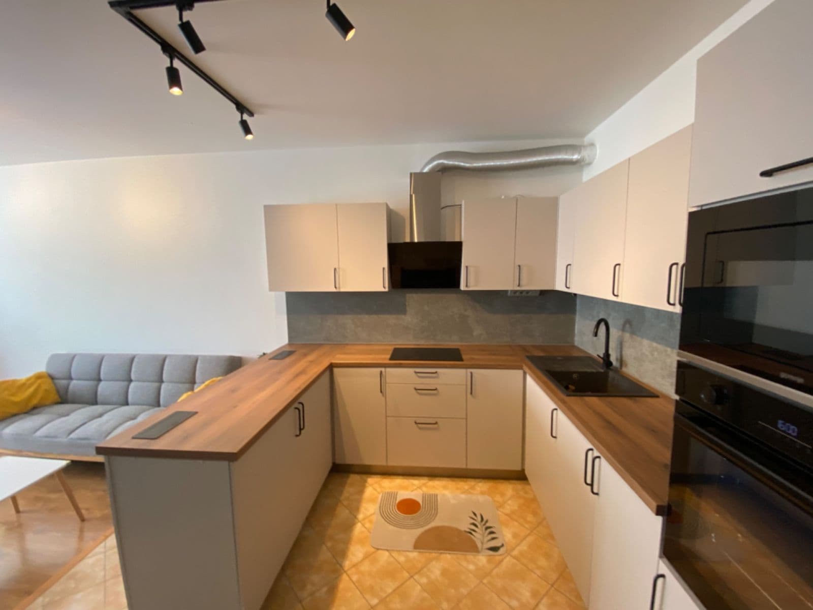Prodej bytu 2+kk 54 m², Zakšínská, Praha, Praha Prodej bytu 2+kk 54 m², Zakšínská, Praha, Praha