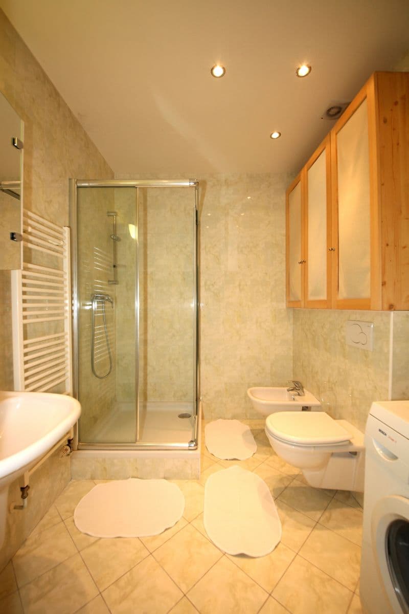 Pronájem bytu 1+1 40 m², Umělecká, Praha, Praha Pronájem bytu 1+1 40 m², Umělecká, Praha, Praha