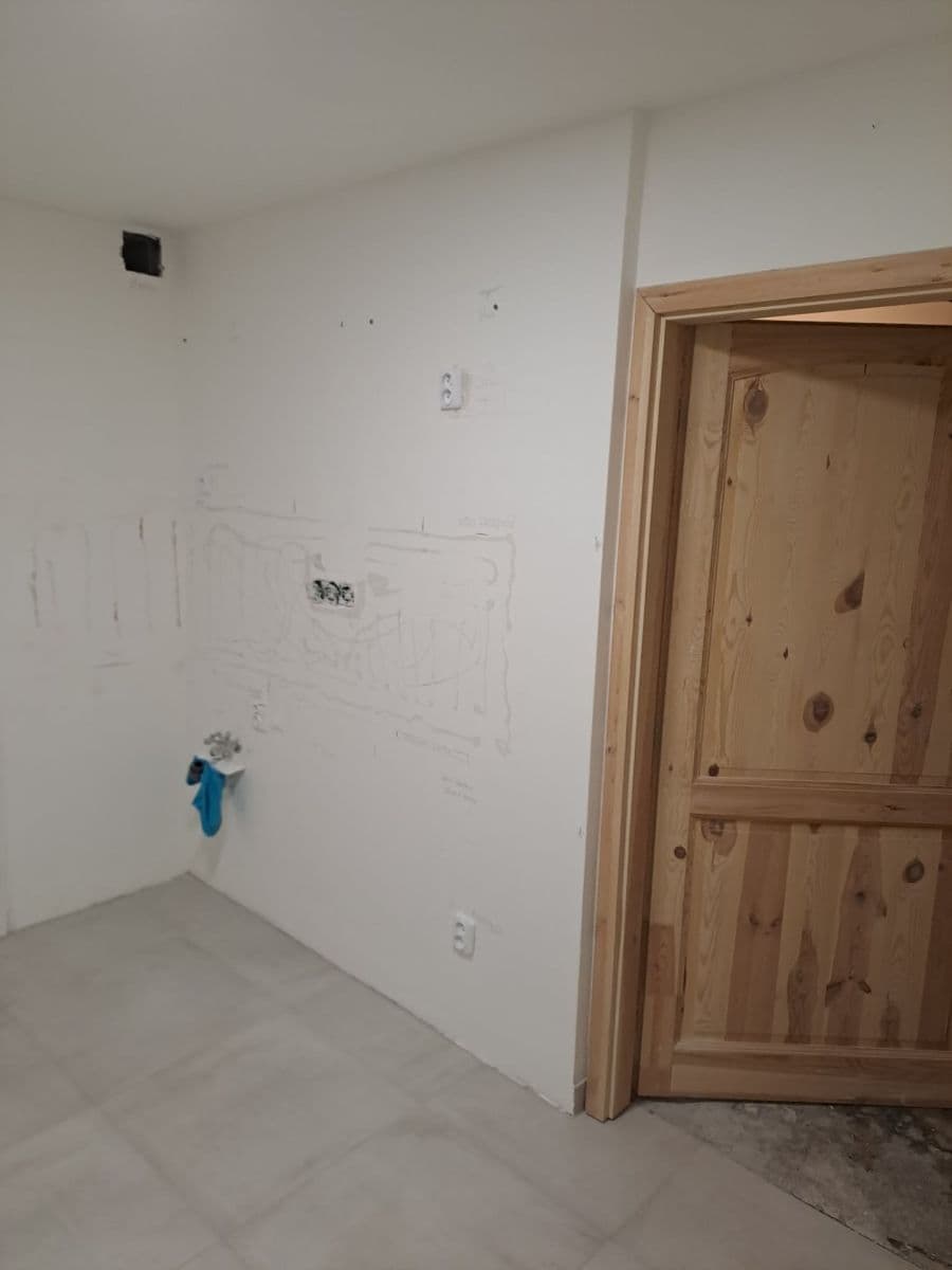 Prodej bytu 2+1 44 m², Manželů Dostálových, Praha, Praha Prodej bytu 2+1 44 m², Manželů Dostálových, Praha, Praha