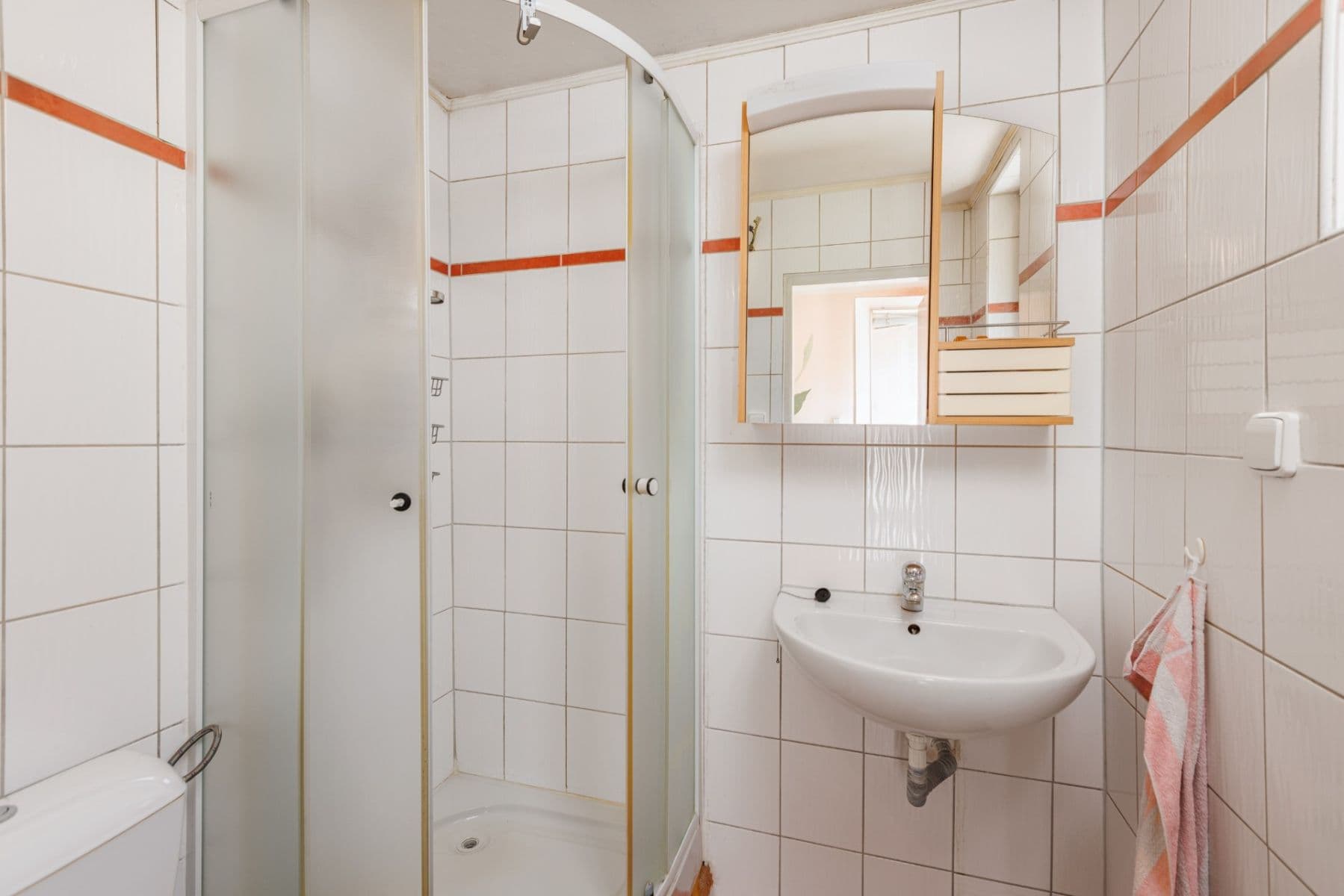 Prodej domu 260 m², pozemek 1.600 m², Černolická, Všenory, Středočeský kraj Prodej domu 260 m², pozemek 1.600 m², Černolická, Všenory, Středočeský kraj