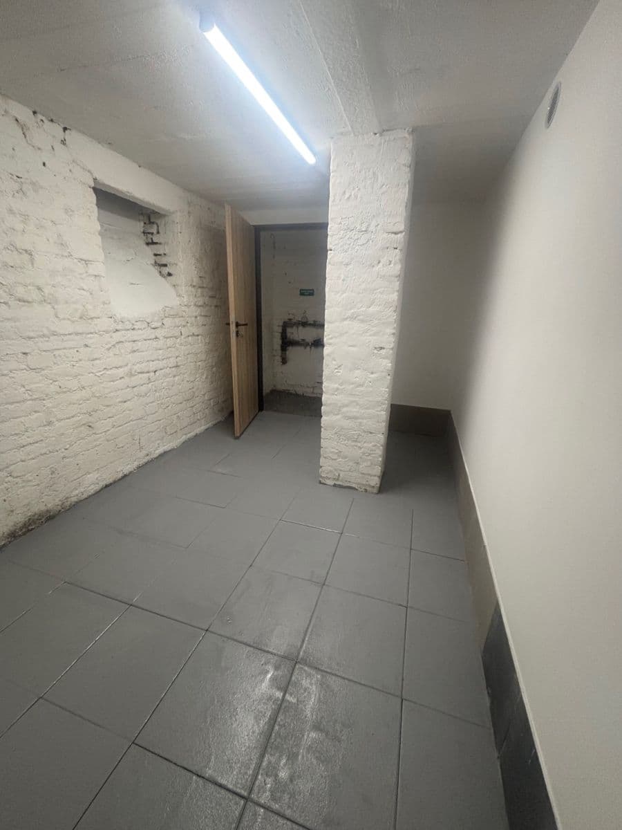 Pronájem nebytového prostoru 8 m², Na Rozcestí, Praha, Praha Pronájem nebytového prostoru 8 m², Na Rozcestí, Praha, Praha