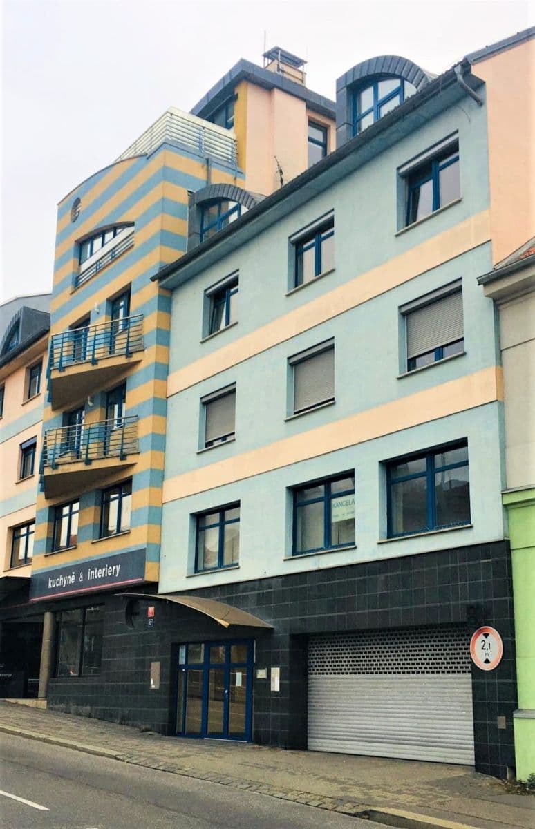 Pronájem kanceláře 58 m², Nad Šutkou, Praha, Praha Pronájem kanceláře 58 m², Nad Šutkou, Praha, Praha