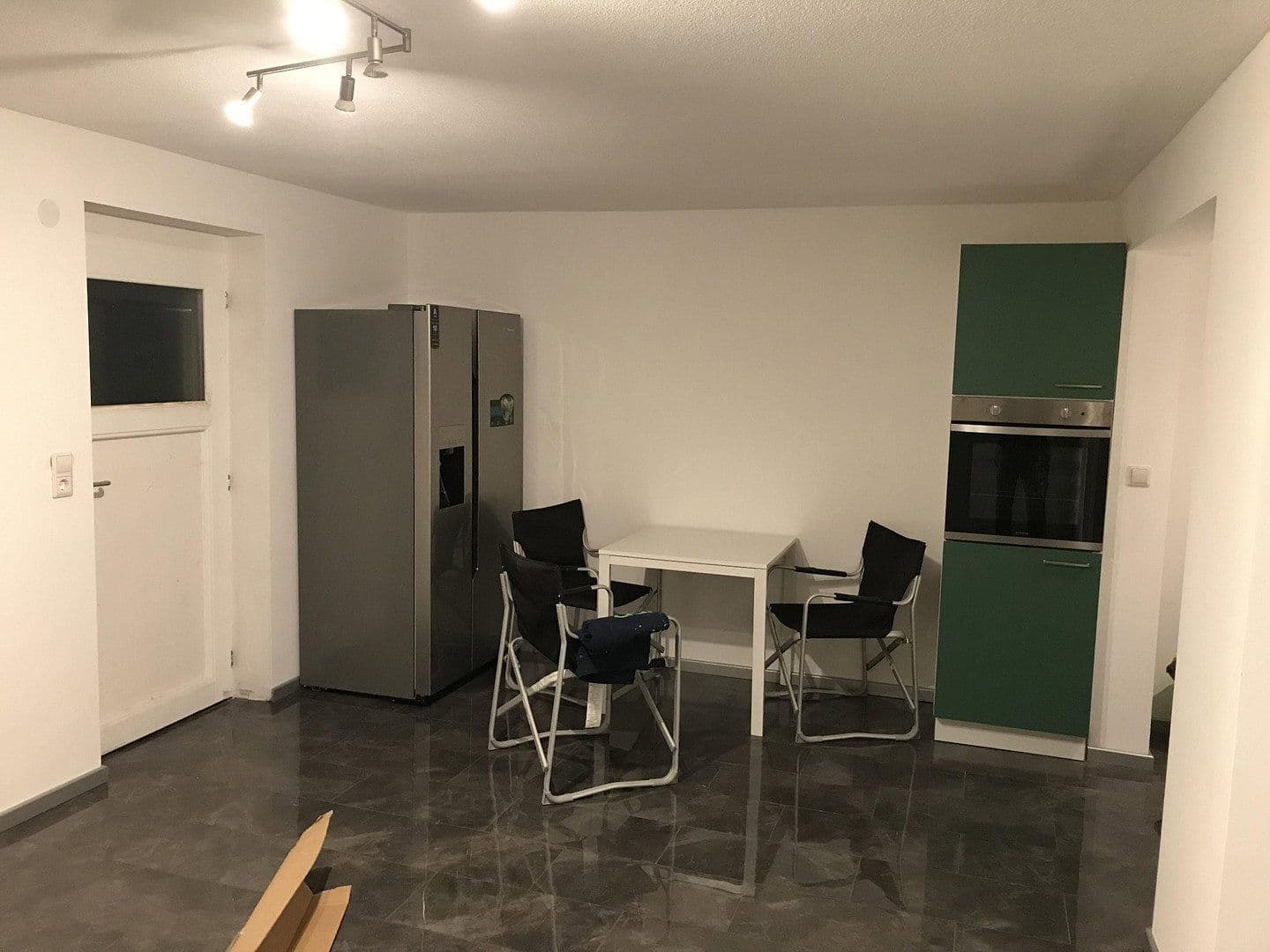 Pronájem bytu 2+1 48 m², Lottstetten, Bádensko-Württembersko Pronájem bytu 2+1 48 m², Lottstetten, Bádensko-Württembersko