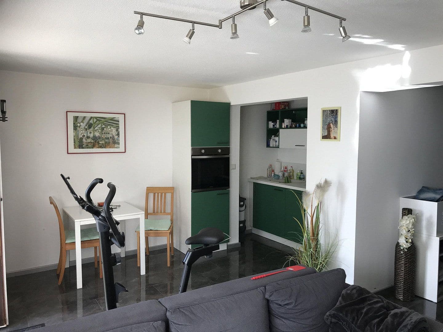 Pronájem bytu 2+1 48 m², Lottstetten, Bádensko-Württembersko Pronájem bytu 2+1 48 m², Lottstetten, Bádensko-Württembersko