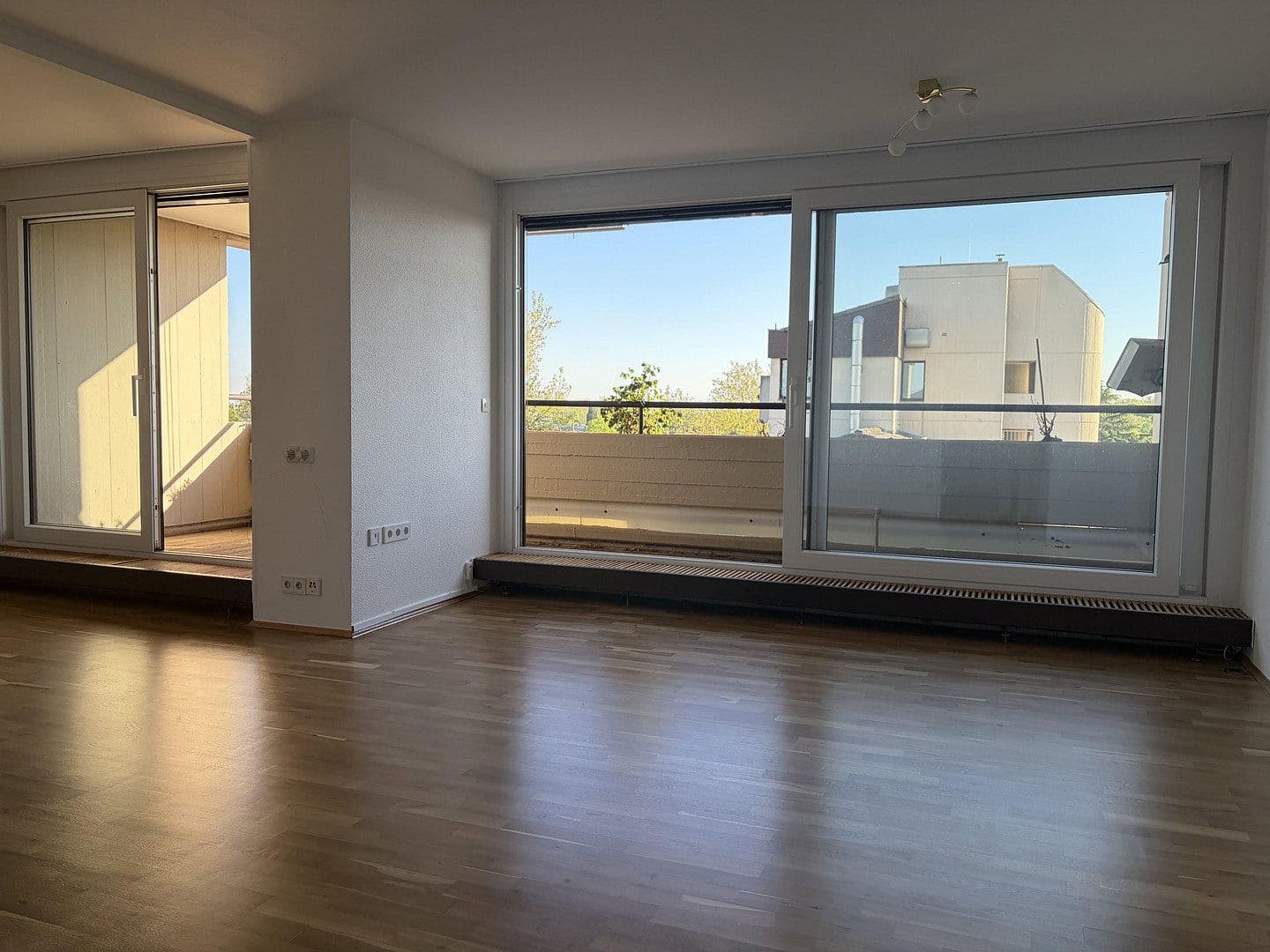 Pronájem bytu 3+1 87 m², Kaarst, Severní Porýní-Vestfálsko Pronájem bytu 3+1 87 m², Kaarst, Severní Porýní-Vestfálsko