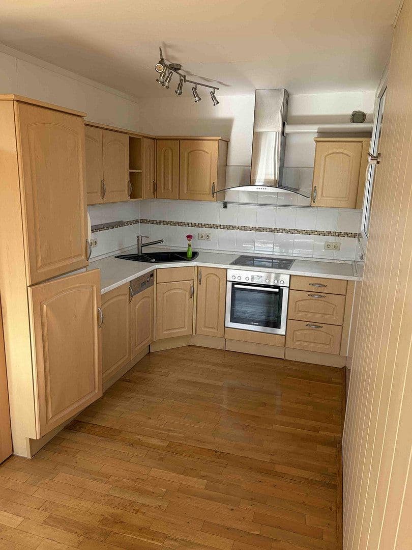 Pronájem bytu 3+1 87 m², Kaarst, Severní Porýní-Vestfálsko Pronájem bytu 3+1 87 m², Kaarst, Severní Porýní-Vestfálsko