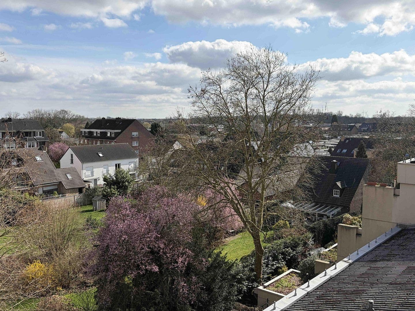 Pronájem bytu 3+1 87 m², Kaarst, Severní Porýní-Vestfálsko Pronájem bytu 3+1 87 m², Kaarst, Severní Porýní-Vestfálsko