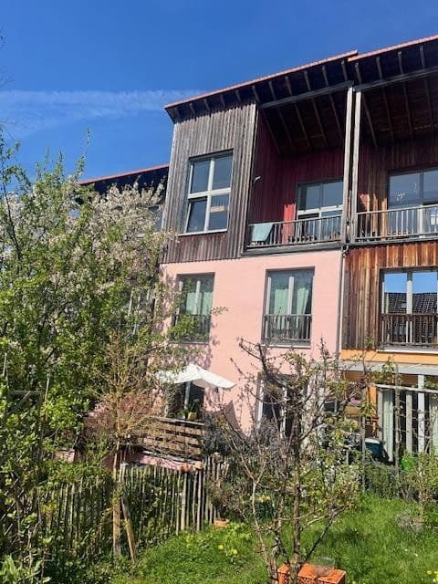 Prodej domu 185 m², pozemek 245 m², Frankfurt, Hessen Prodej domu 185 m², pozemek 245 m², Frankfurt, Hessen