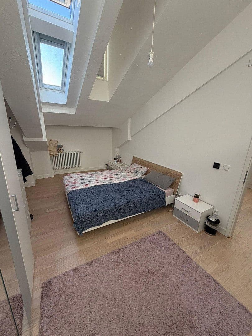 Pronájem bytu 3+1 100 m², Berlin, Berlín Pronájem bytu 3+1 100 m², Berlin, Berlín