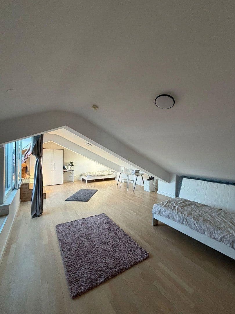 Pronájem bytu 3+1 100 m², Berlin, Berlín Pronájem bytu 3+1 100 m², Berlin, Berlín