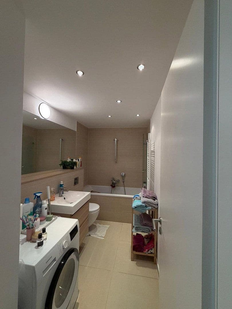 Pronájem bytu 3+1 100 m², Berlin, Berlín Pronájem bytu 3+1 100 m², Berlin, Berlín