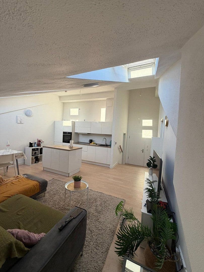 Pronájem bytu 3+1 100 m², Berlin, Berlín Pronájem bytu 3+1 100 m², Berlin, Berlín