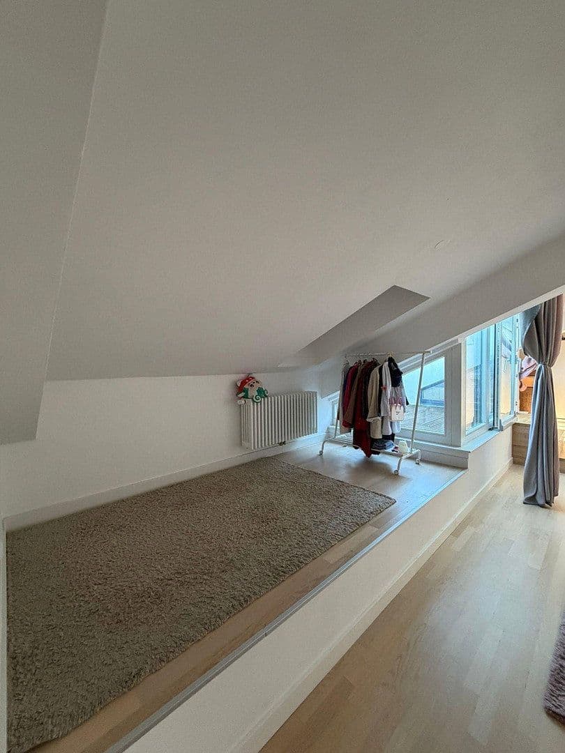 Pronájem bytu 3+1 100 m², Berlin, Berlín Pronájem bytu 3+1 100 m², Berlin, Berlín