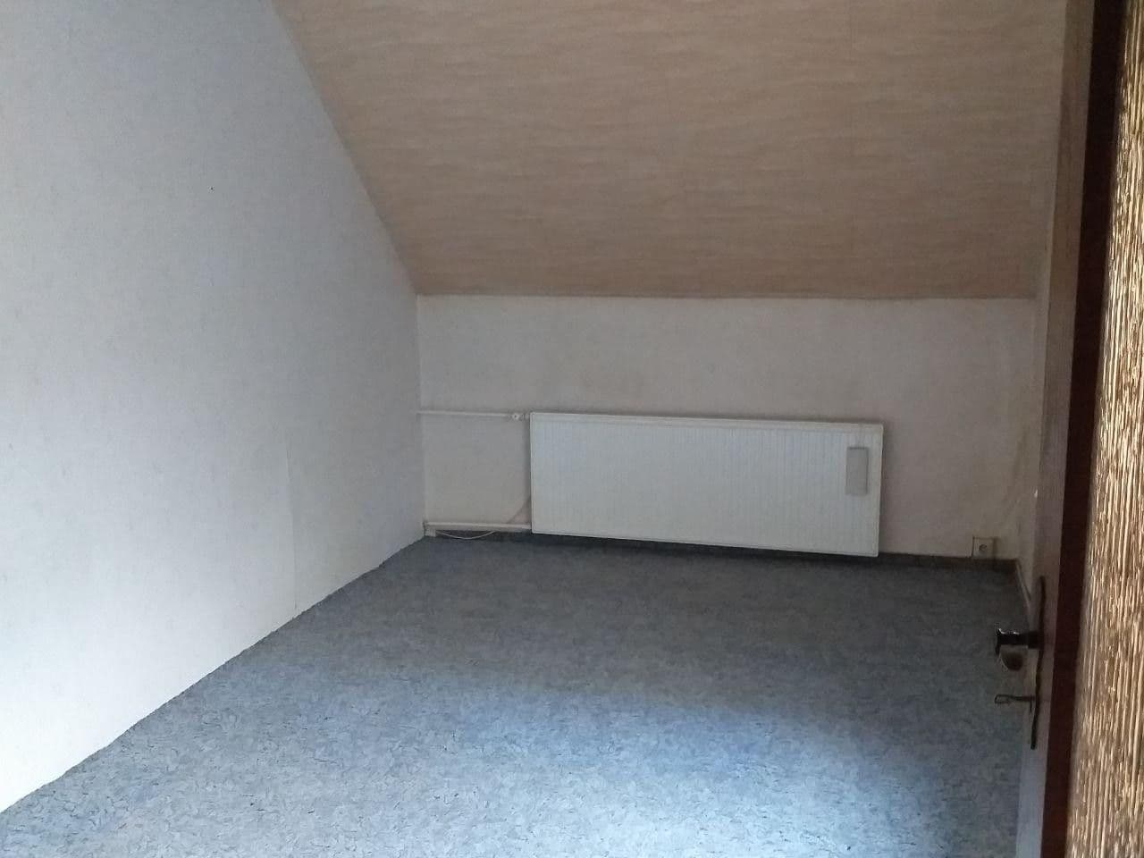 Prodej domu 200 m², pozemek 647 m², Ojvín, Sasko Prodej domu 200 m², pozemek 647 m², Ojvín, Sasko