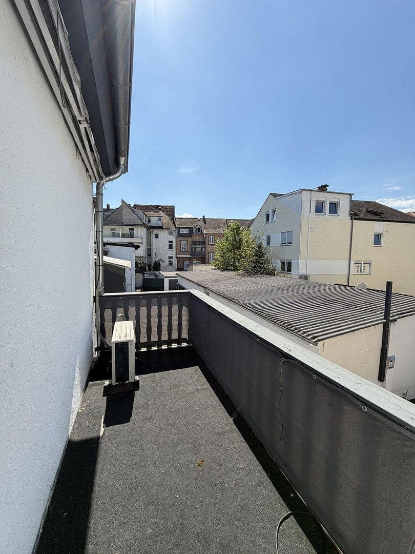 Pronájem domu 165 m², pozemek 225 m², Wielandstr. 4a, Worms, Porýní-Falc Pronájem domu 165 m², pozemek 225 m², Wielandstr. 4a, Worms, Porýní-Falc