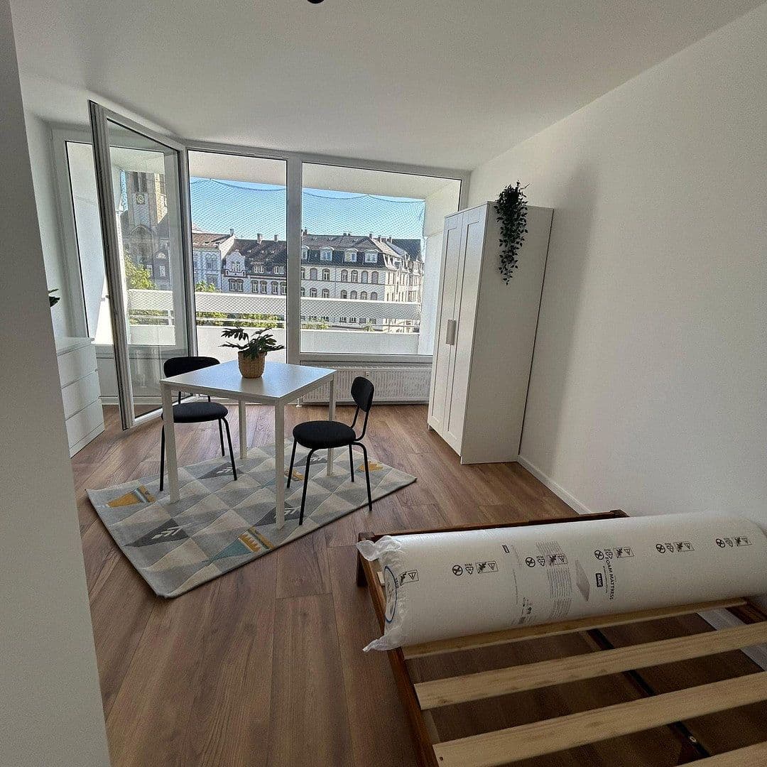 Pronájem bytu 1+1 30 m², Mathildenstraße 14, Offenbach am Main, Hessen Pronájem bytu 1+1 30 m², Mathildenstraße 14, Offenbach am Main, Hessen