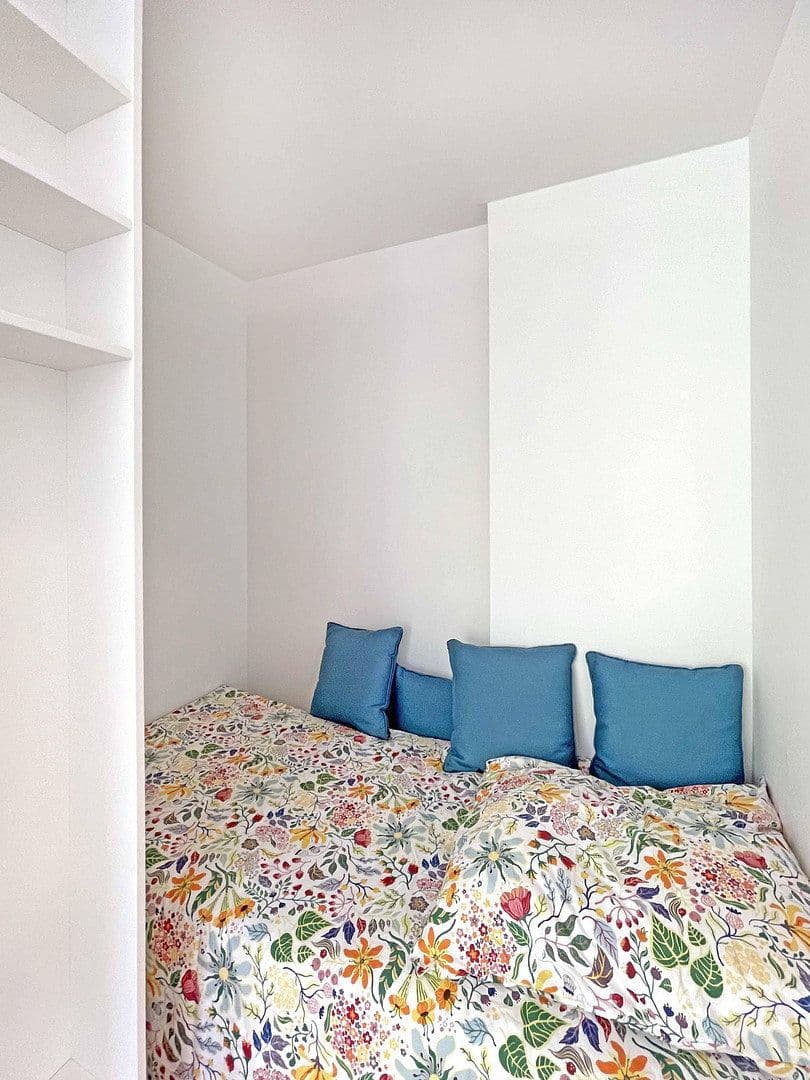 Prodej bytu 1+kk 32 m², Pfalzburger Straße 3, Berlin, Berlín Prodej bytu 1+kk 32 m², Pfalzburger Straße 3, Berlin, Berlín