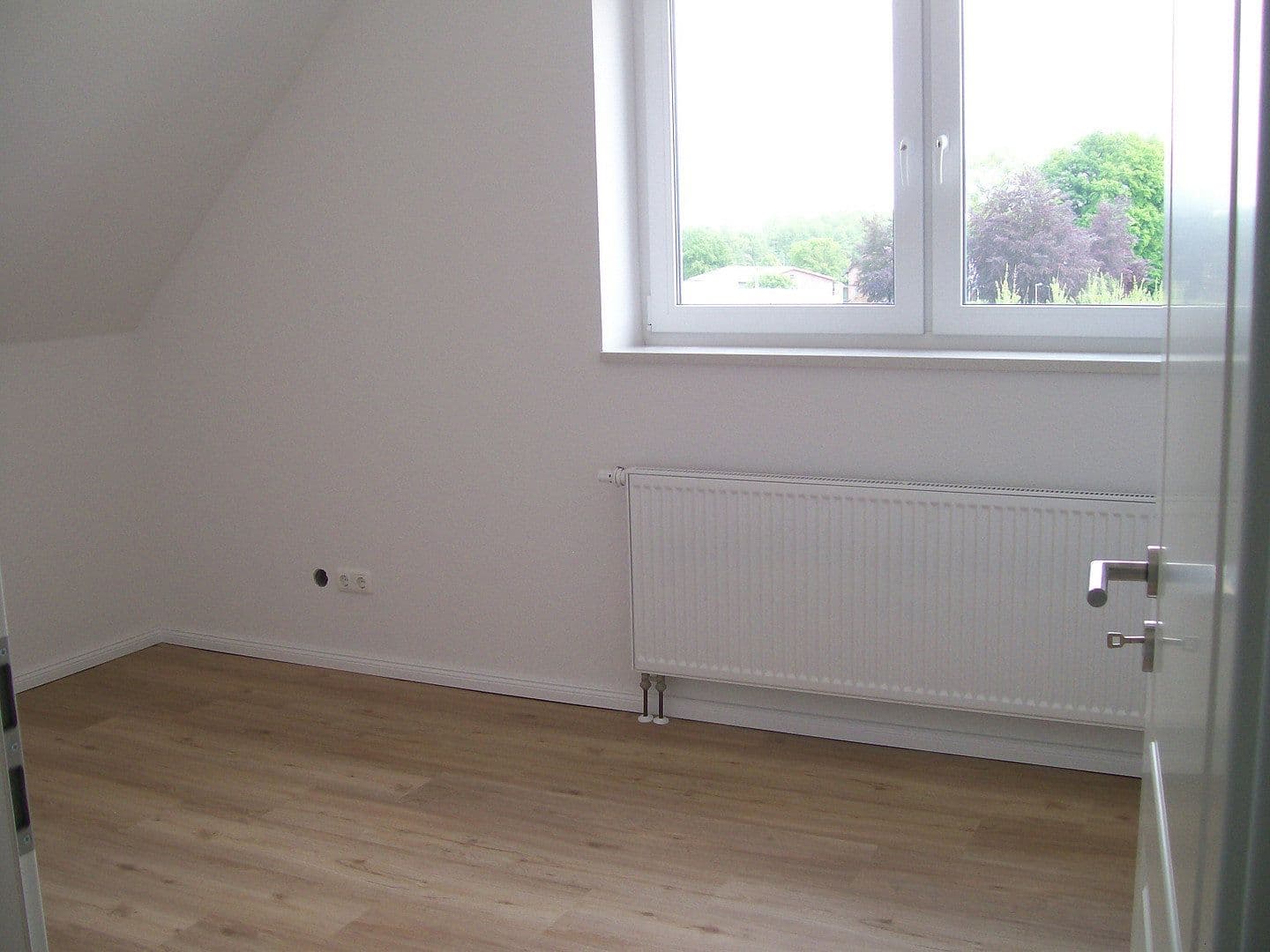 Pronájem domu 104 m², pozemek 405 m², Kreuzweg 5b, Salzhausen, Dolní Sasko Pronájem domu 104 m², pozemek 405 m², Kreuzweg 5b, Salzhausen, Dolní Sasko