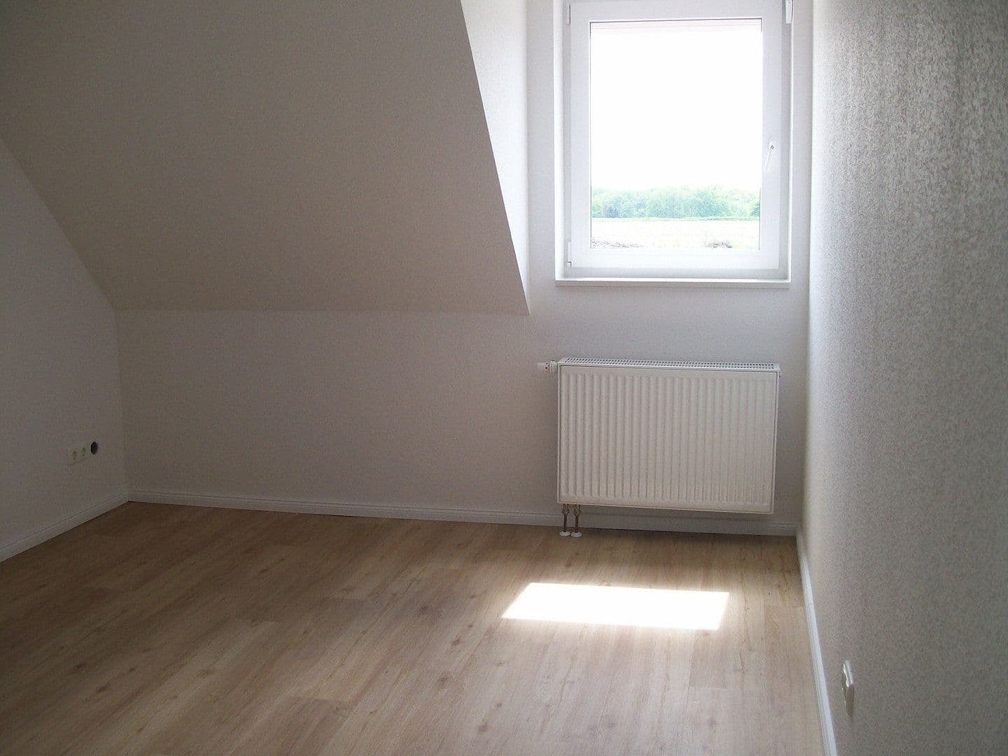 Pronájem domu 104 m², pozemek 405 m², Kreuzweg 5b, Salzhausen, Dolní Sasko Pronájem domu 104 m², pozemek 405 m², Kreuzweg 5b, Salzhausen, Dolní Sasko