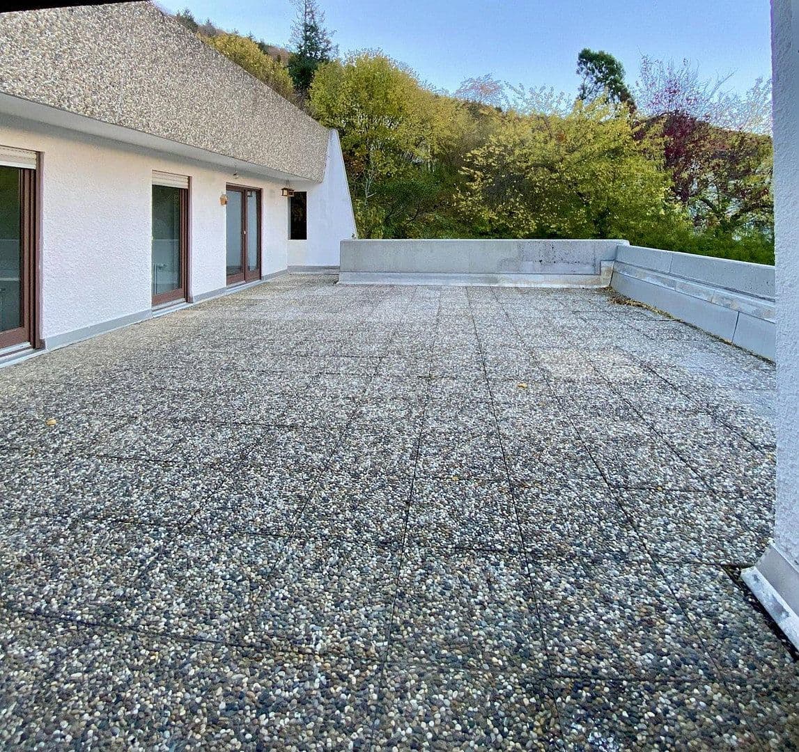 Pronájem bytu 4+1 117 m², Albstadt, Bádensko-Württembersko Pronájem bytu 4+1 117 m², Albstadt, Bádensko-Württembersko