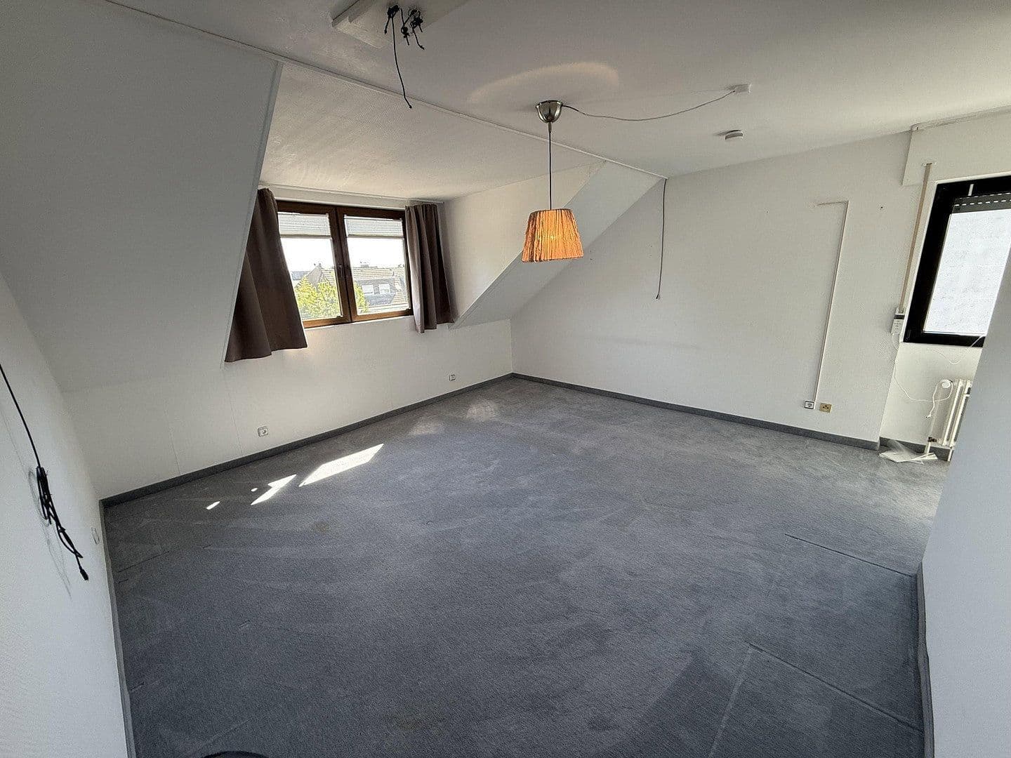 Prodej domu 134 m², pozemek 270 m², Viersener Str. 155A, Willich, Severní Porýní-Vestfálsko Prodej domu 134 m², pozemek 270 m², Viersener Str. 155A, Willich, Severní Porýní-Vestfálsko