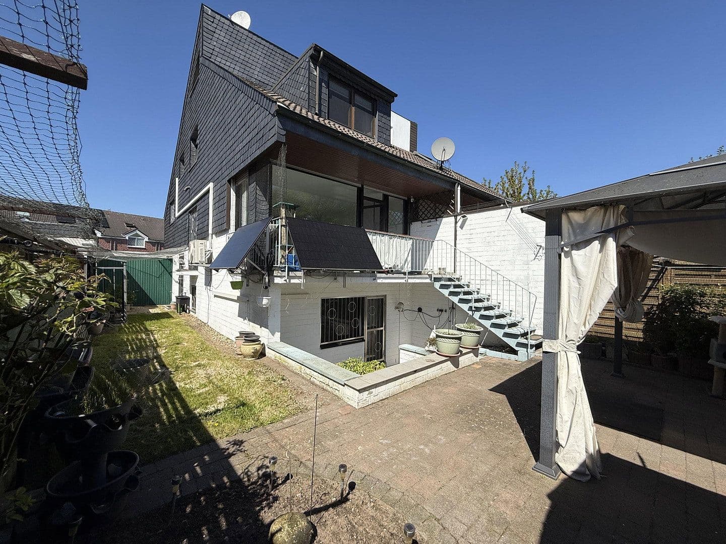 Prodej domu 134 m², pozemek 270 m², Viersener Str. 155A, Willich, Severní Porýní-Vestfálsko Prodej domu 134 m², pozemek 270 m², Viersener Str. 155A, Willich, Severní Porýní-Vestfálsko