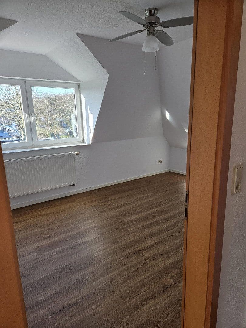 Prodej domu 107 m², pozemek 1.000 m², Sittensen, Dolní Sasko Prodej domu 107 m², pozemek 1.000 m², Sittensen, Dolní Sasko