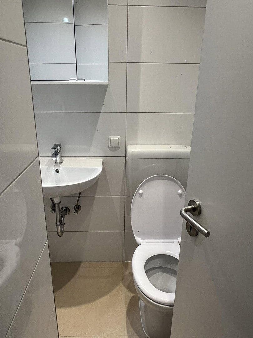 Pronájem bytu 1+1 20 m², Wallaustr. 101, Mainz, Porýní-Falc Pronájem bytu 1+1 20 m², Wallaustr. 101, Mainz, Porýní-Falc