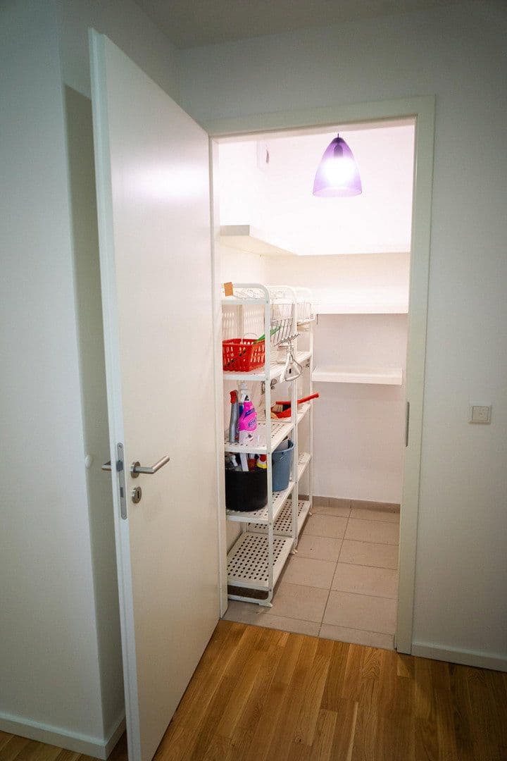 Pronájem bytu 3+1 85 m², Hattersheim am Main, Hessen Pronájem bytu 3+1 85 m², Hattersheim am Main, Hessen