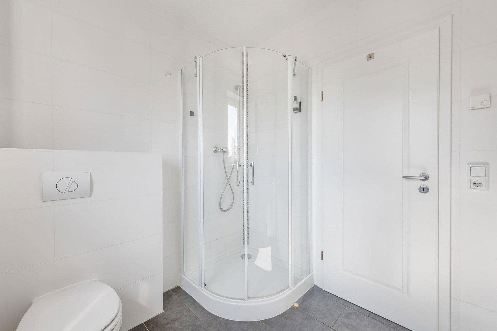 Prodej domu 147 m², pozemek 1.034 m², Berlin, Berlín Prodej domu 147 m², pozemek 1.034 m², Berlin, Berlín