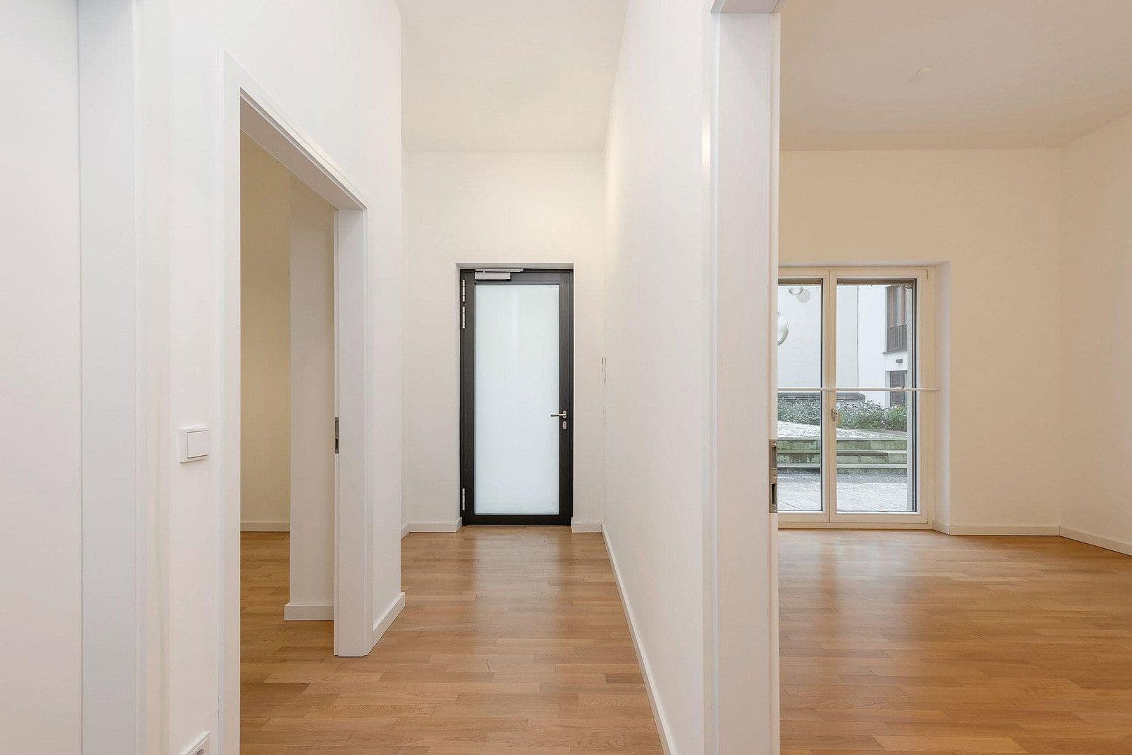 Prodej bytu 3+1 75 m², Chausseestraße 108, Berlin, Berlín Prodej bytu 3+1 75 m², Chausseestraße 108, Berlin, Berlín