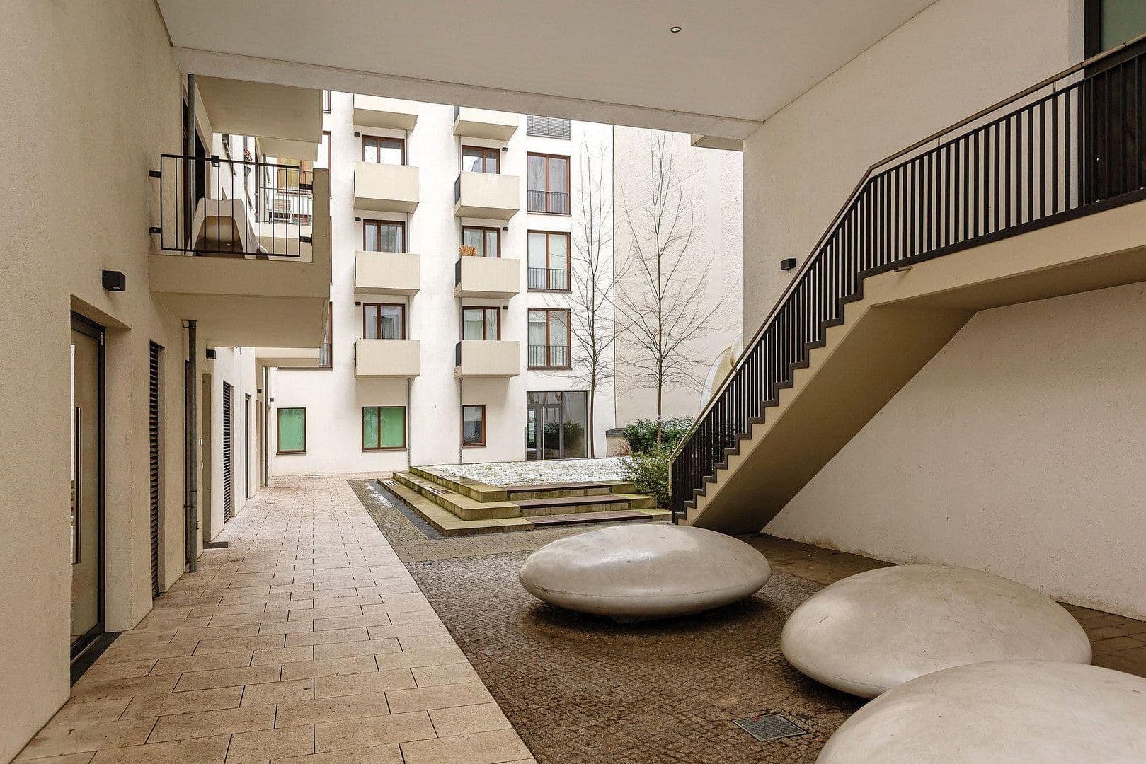 Prodej bytu 3+1 75 m², Chausseestraße 108, Berlin, Berlín Prodej bytu 3+1 75 m², Chausseestraße 108, Berlin, Berlín