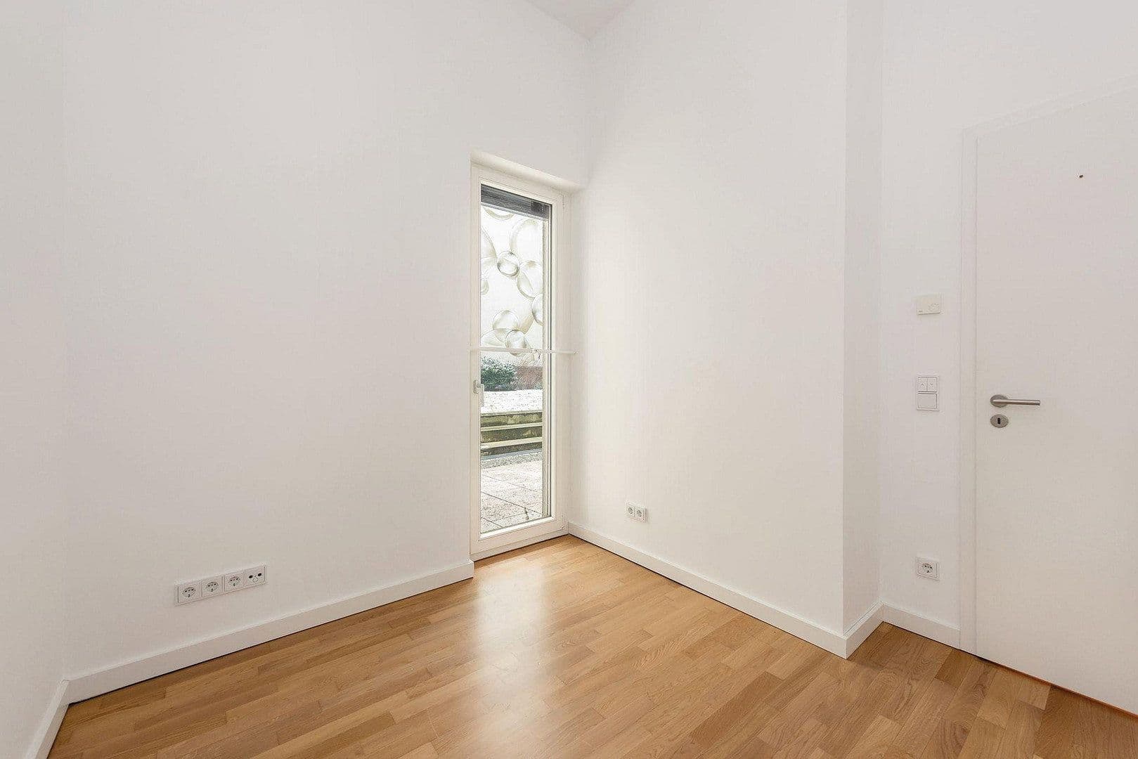 Prodej bytu 3+1 75 m², Chausseestraße 108, Berlin, Berlín Prodej bytu 3+1 75 m², Chausseestraße 108, Berlin, Berlín