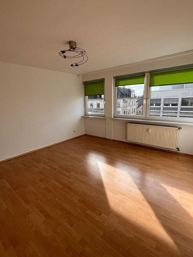 Pronájem bytu 2+1 55 m², Offenbach am Main, Hessen Pronájem bytu 2+1 55 m², Offenbach am Main, Hessen