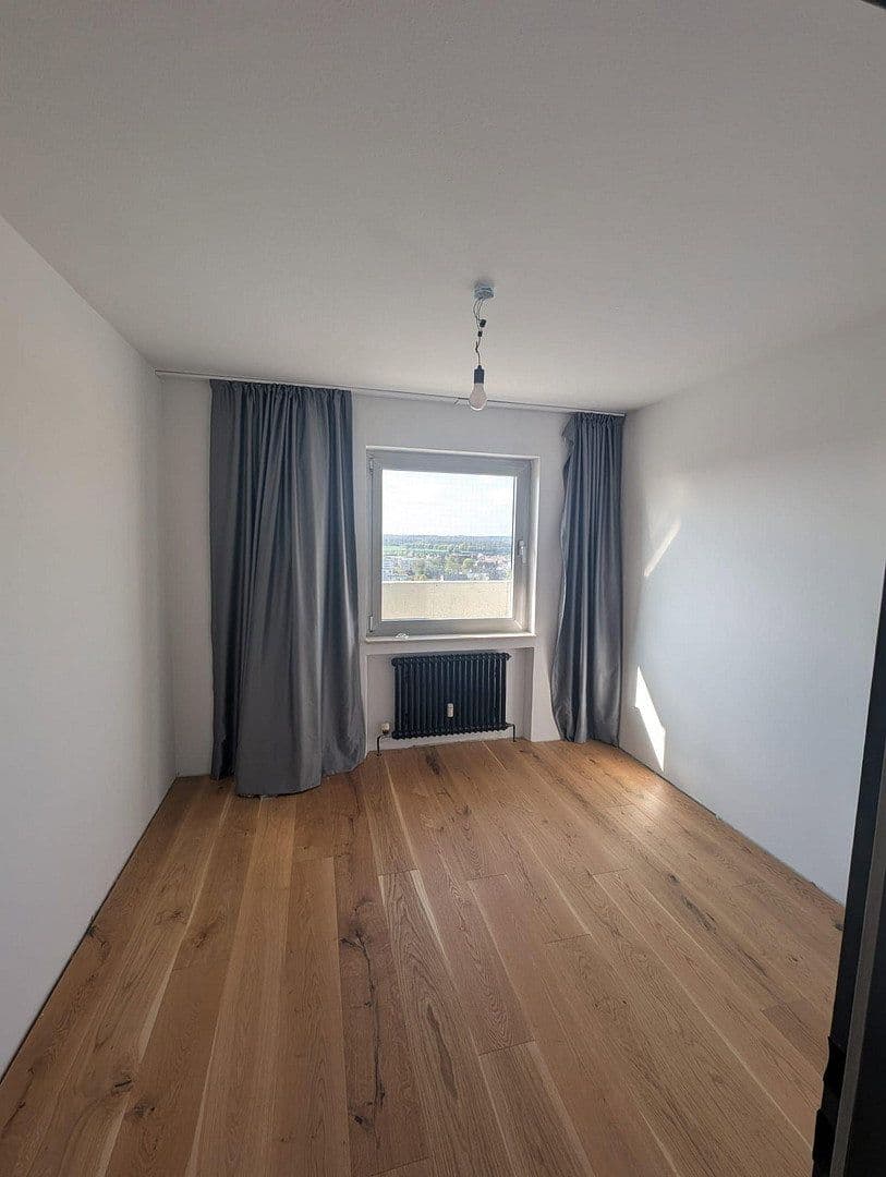 Prodej bytu 4+kk 89 m², Breslauer Straße 8, Neu-Ulm, Bavorsko Prodej bytu 4+kk 89 m², Breslauer Straße 8, Neu-Ulm, Bavorsko