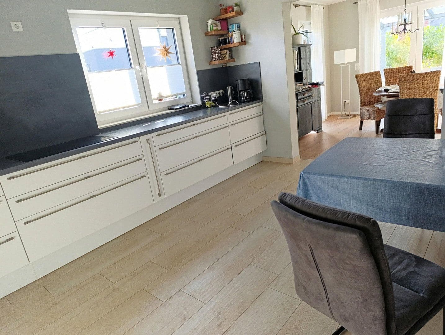 Prodej domu 190 m², pozemek 600 m², Wolfenbüttel, Dolní Sasko Prodej domu 190 m², pozemek 600 m², Wolfenbüttel, Dolní Sasko