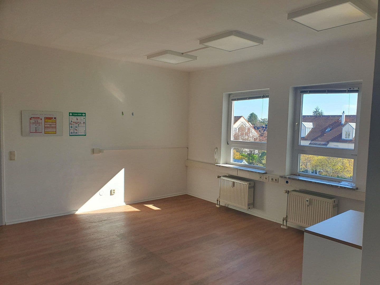 Pronájem kanceláře 15 m², Wehlner Straße, Dresden, Sasko Pronájem kanceláře 15 m², Wehlner Straße, Dresden, Sasko