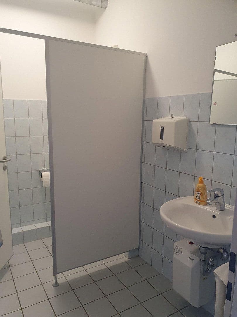 Pronájem kanceláře 15 m², Wehlner Straße, Dresden, Sasko Pronájem kanceláře 15 m², Wehlner Straße, Dresden, Sasko