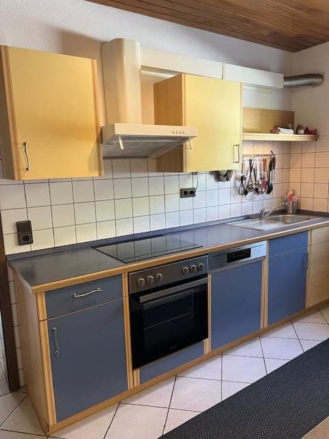 Prodej domu 160 m², pozemek 976 m², Schönbrunn, Bádensko-Württembersko Prodej domu 160 m², pozemek 976 m², Schönbrunn, Bádensko-Württembersko