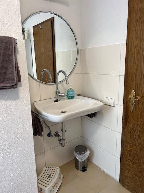 Prodej domu 160 m², pozemek 976 m², Schönbrunn, Bádensko-Württembersko Prodej domu 160 m², pozemek 976 m², Schönbrunn, Bádensko-Württembersko