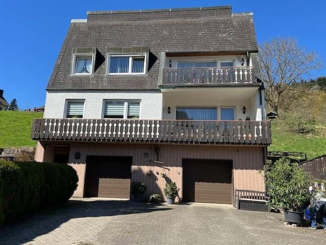 Prodej domu 160 m², pozemek 976 m², Schönbrunn, Bádensko-Württembersko Prodej domu 160 m², pozemek 976 m², Schönbrunn, Bádensko-Württembersko