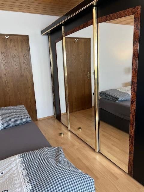 Prodej domu 160 m², pozemek 976 m², Schönbrunn, Bádensko-Württembersko Prodej domu 160 m², pozemek 976 m², Schönbrunn, Bádensko-Württembersko