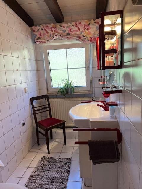 Prodej domu 160 m², pozemek 976 m², Schönbrunn, Bádensko-Württembersko Prodej domu 160 m², pozemek 976 m², Schönbrunn, Bádensko-Württembersko