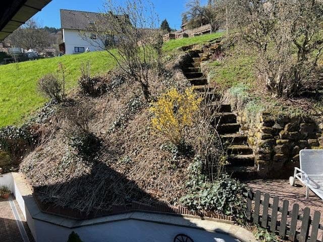 Prodej domu 160 m², pozemek 976 m², Schönbrunn, Bádensko-Württembersko Prodej domu 160 m², pozemek 976 m², Schönbrunn, Bádensko-Württembersko