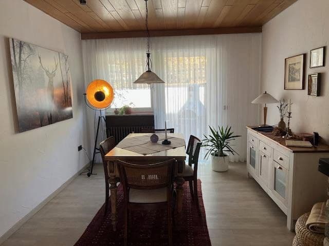 Prodej domu 160 m², pozemek 976 m², Schönbrunn, Bádensko-Württembersko Prodej domu 160 m², pozemek 976 m², Schönbrunn, Bádensko-Württembersko