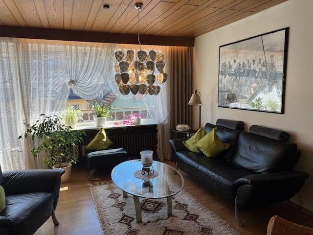 Prodej domu 160 m², pozemek 976 m², Schönbrunn, Bádensko-Württembersko Prodej domu 160 m², pozemek 976 m², Schönbrunn, Bádensko-Württembersko