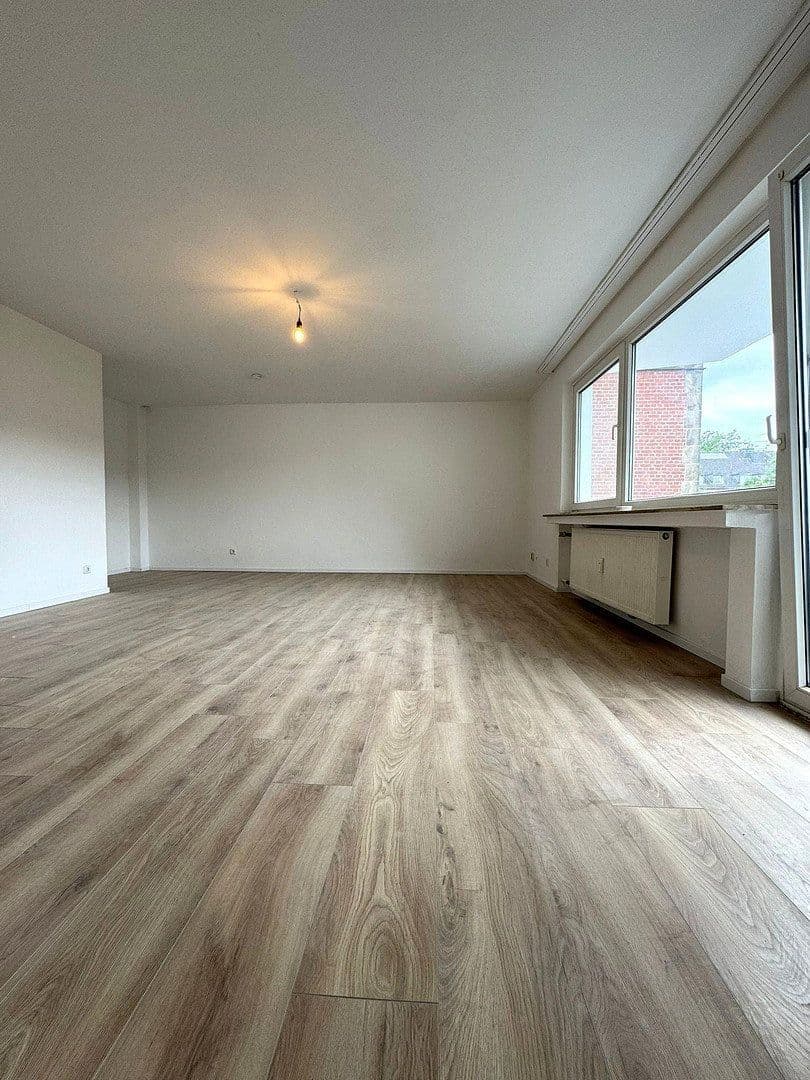 Prodej domu 606 m², Gertrudisplatz 4, Düsseldorf, Severní Porýní-Vestfálsko Prodej domu 606 m², Gertrudisplatz 4, Düsseldorf, Severní Porýní-Vestfálsko