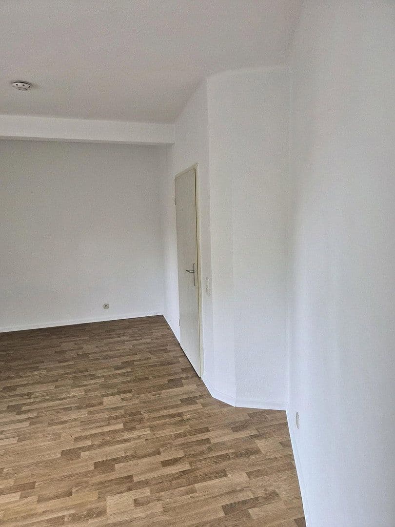 Pronájem bytu 3+1 70 m², Kölner Straße 137, Leverkusen, Severní Porýní-Vestfálsko Pronájem bytu 3+1 70 m², Kölner Straße 137, Leverkusen, Severní Porýní-Vestfálsko