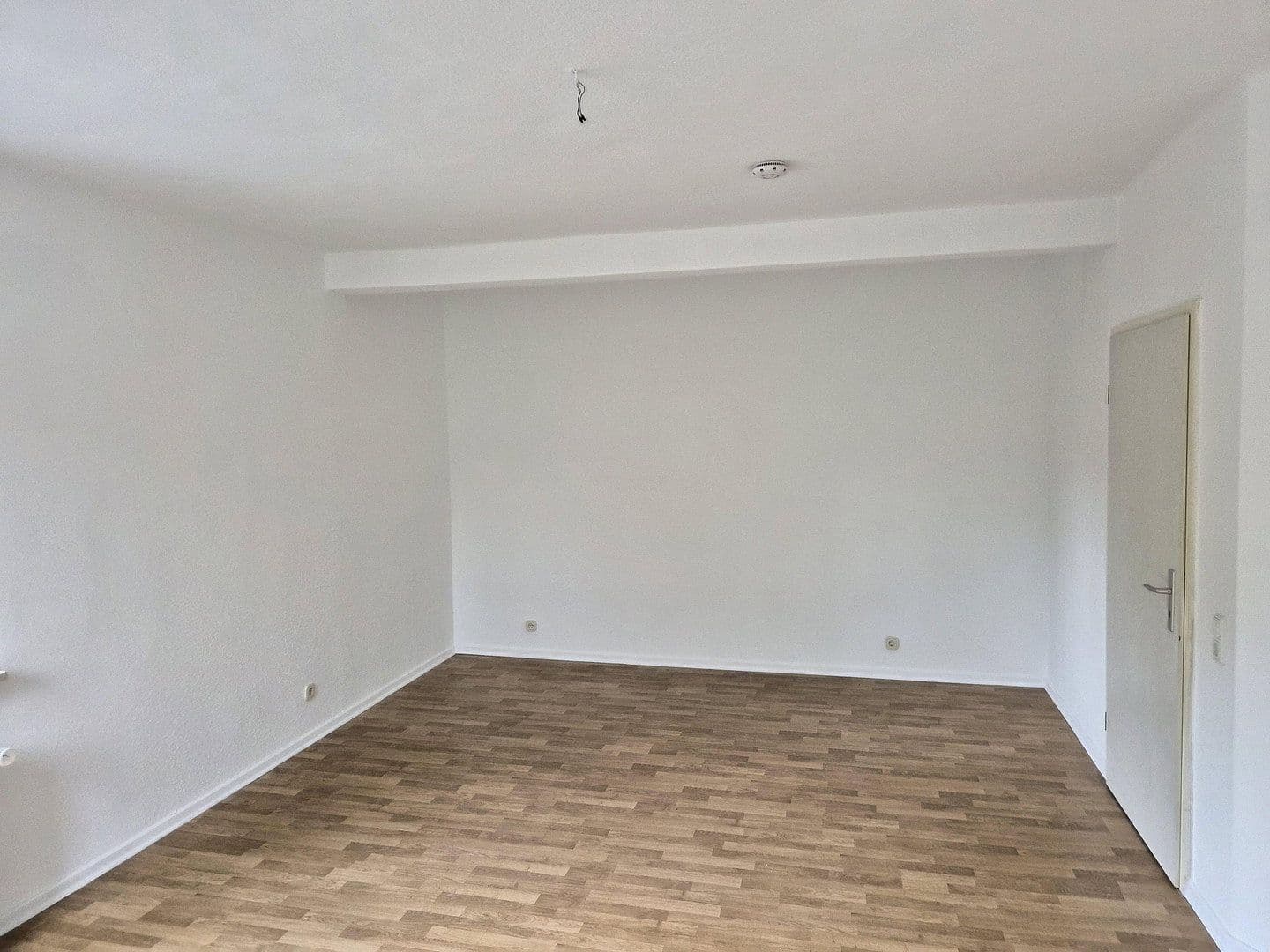 Pronájem bytu 3+1 70 m², Kölner Straße 137, Leverkusen, Severní Porýní-Vestfálsko Pronájem bytu 3+1 70 m², Kölner Straße 137, Leverkusen, Severní Porýní-Vestfálsko